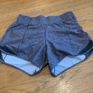 Lululemon Hotty hot short size 6